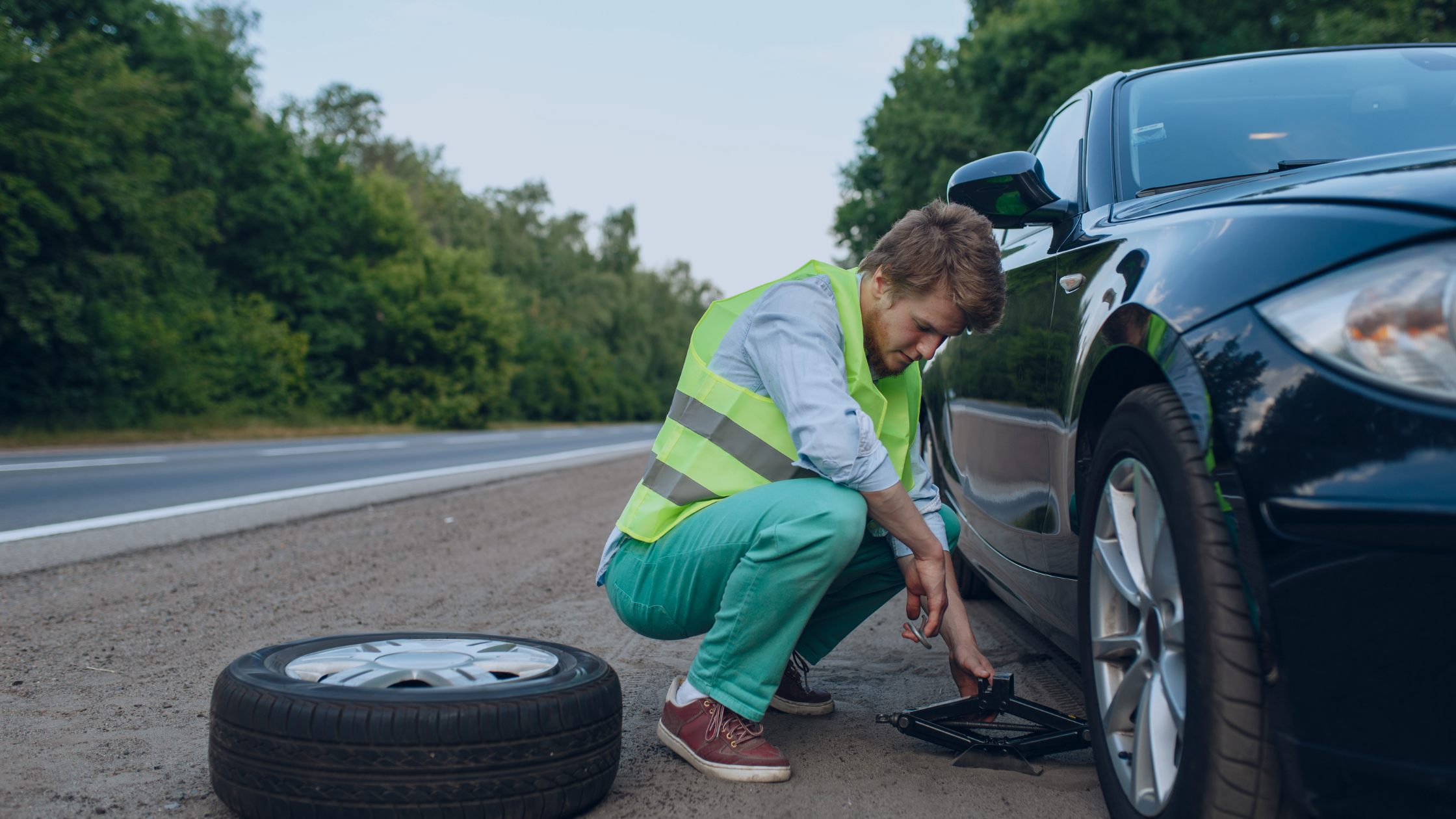 Mobile tyre fitter
